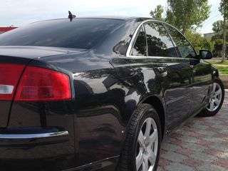 Audi A8 foto 2