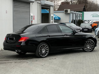 Mercedes E-Class foto 3