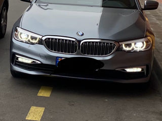 BMW 5 Series foto 1