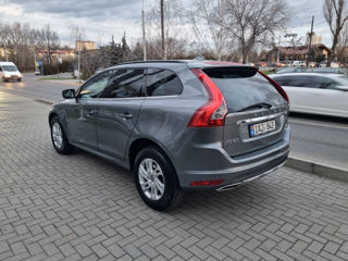 Volvo XC60 foto 7