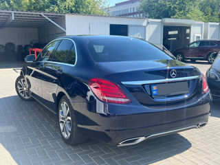 Mercedes C-Class foto 3