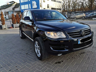 Volkswagen Touareg foto 2