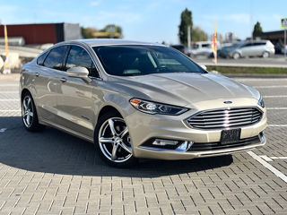 Ford Fusion foto 1