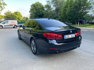 BMW 5 Series foto 4