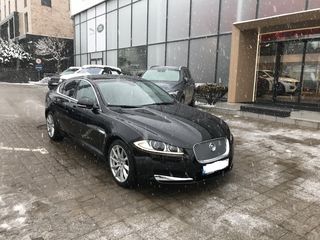 Jaguar Xf foto 2