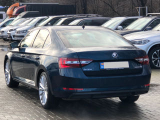 Skoda Superb foto 5