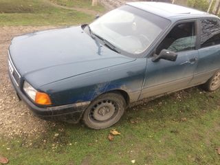 Audi 80 foto 3