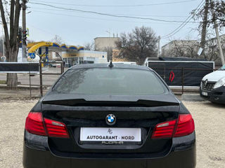 BMW 5 Series foto 4