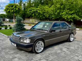 Mercedes 190 (W201), 1985 г.