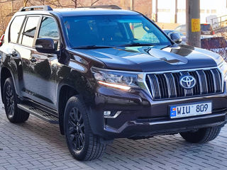 Toyota Land Cruiser Prado foto 4