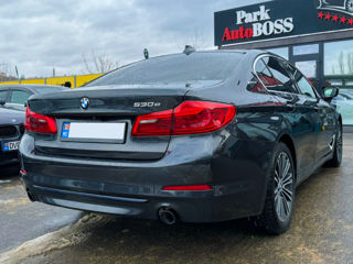 BMW 5 Series foto 5