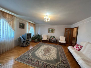 Apartament cu 3 camere, 86 m², Paminteni, Bălți foto 2