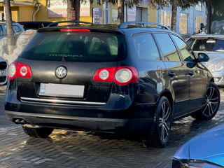 Volkswagen Passat foto 3