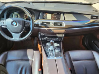 BMW 5 Series GT foto 11