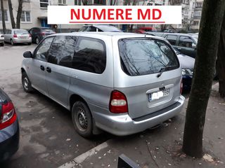 KIA Carnival foto 3