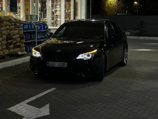 BMW 5 Series foto 5