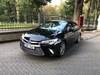 Toyota Camry foto 1