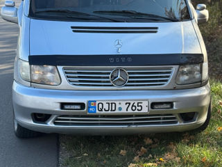 Mercedes V-Class