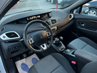 Renault Grand Scenic foto 8