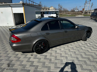 Mercedes E-Class foto 3