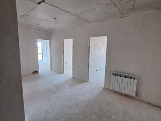 Apartament cu 2 camere, 81 m², Buiucani, Chișinău foto 5