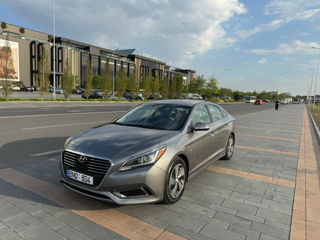 Hyundai Sonata foto 1