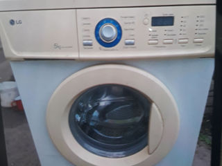 Продаю стиральную машинку LG модель WD10160NUP б.у в рабочем состоянии.