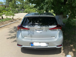 Toyota Auris foto 2