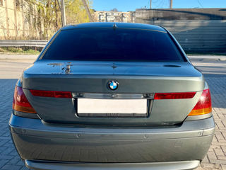 BMW 7 Series foto 2