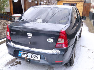 Dacia Logan foto 4