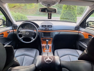 Mercedes E-Class foto 6