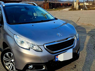 Peugeot 2008 foto 4