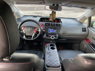 Toyota Prius + foto 5