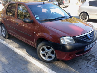 Dacia Logan foto 2