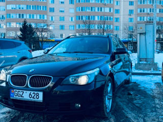 BMW 5 Series foto 4