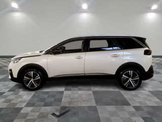 Peugeot 5008 foto 3