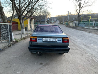 Volkswagen Jetta foto 2