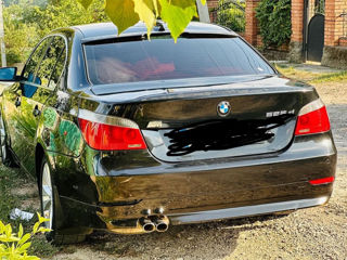 BMW 5 Series foto 1