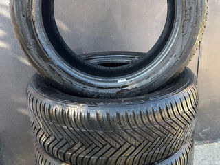 Hankook R18 235/50 al season foto 3