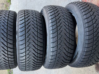 Goodyear 235/55/17 iarna ca noi foto 1