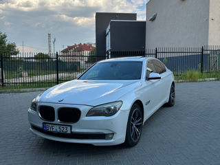 BMW 7 Series foto 3