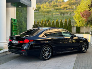 BMW 5 Series foto 4