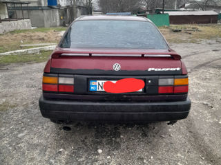 Volkswagen Passat foto 3