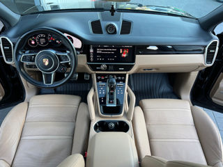 Porsche Cayenne foto 9