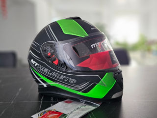 MT Helmets foto 1