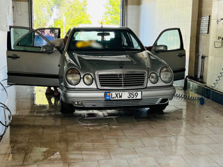 Mercedes E-Class foto 3