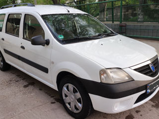 Dacia Logan foto 2