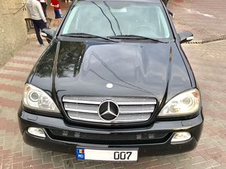 Mercedes ML Class foto 2