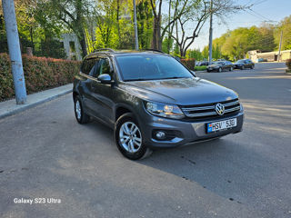 Volkswagen Tiguan foto 2