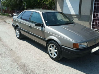 Volkswagen Passat foto 3